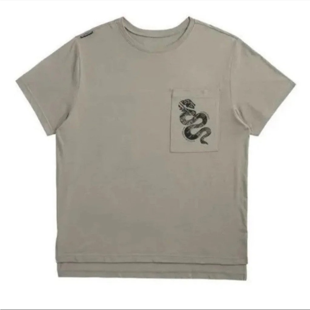 Taylor Swift reputation Snake Tshirt (like new)